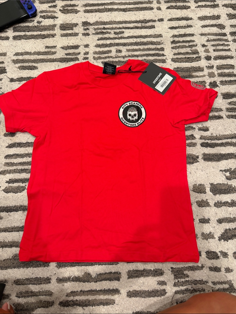 Overtime NWT YM Elite Kids' Red Graphic Tee